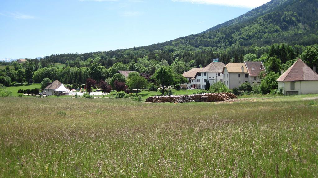 Hotel Restaurant Le Traineau Clelles Εξωτερικό φωτογραφία